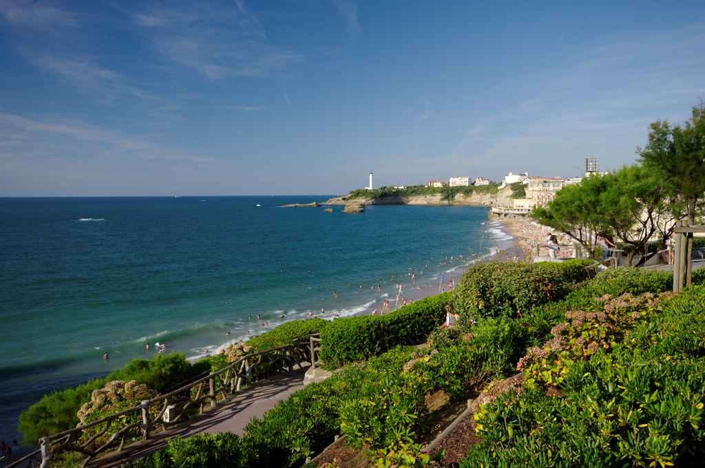 Playa y línea costera de Biarritz